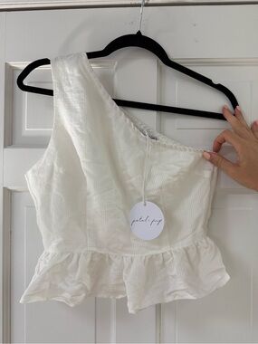 Petal & Pup Ivory One-Shoulder Peplum Crop Top